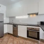 Huge Sunny Terrace Heated Pool Апартаменты Адехе