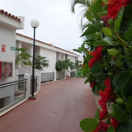Huge Sunny Terrace Heated Pool Διαμέρισμα