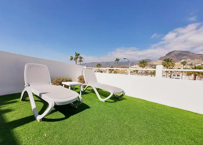 Huge Sunny Terrace Heated Pool