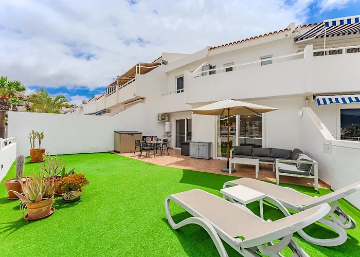 Huge Sunny Terrace Heated Pool Apartament